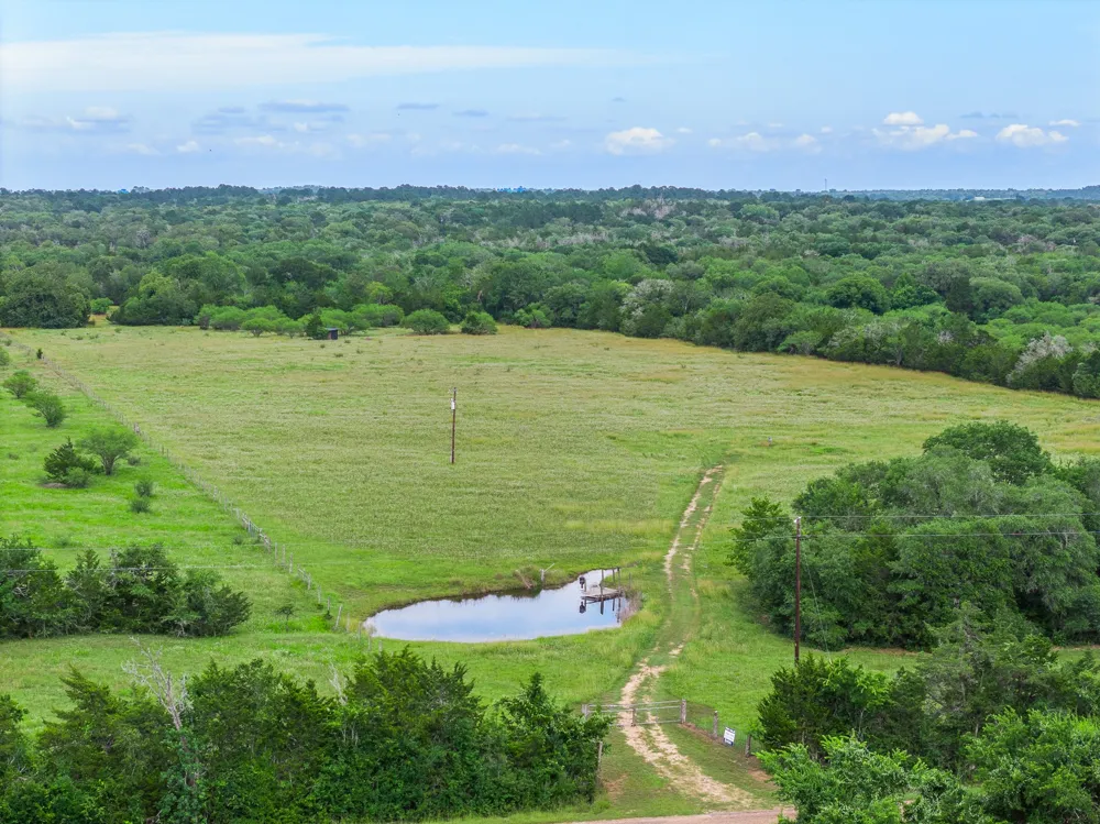 1505 McElroy Lane No City, TX 78950