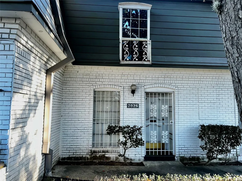 7825 Rue Saint Cyr Street #53