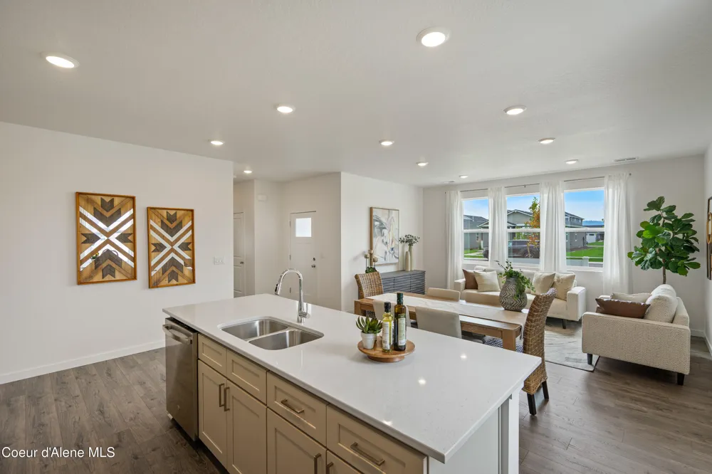 5258 E Antares Lane Post Falls, ID 83854