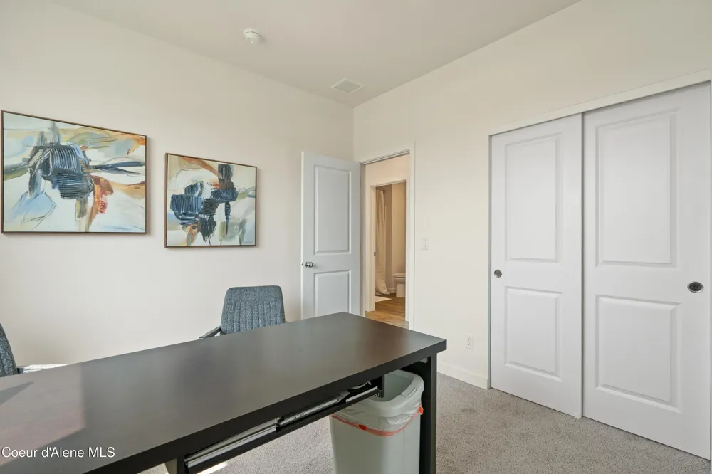 5258 E Antares Lane Post Falls, ID 83854