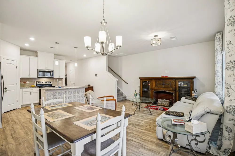 429 Palmetto Dr Columbia, TN 38401