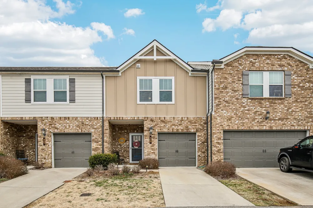 429 Palmetto Dr Columbia, TN 38401