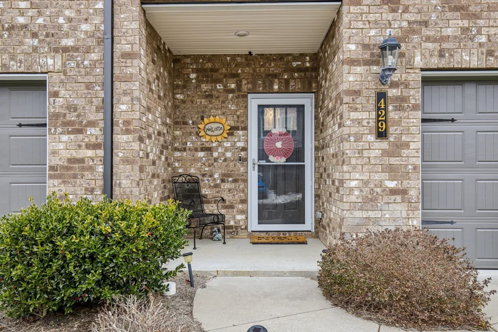 429 Palmetto Dr Columbia, TN 38401