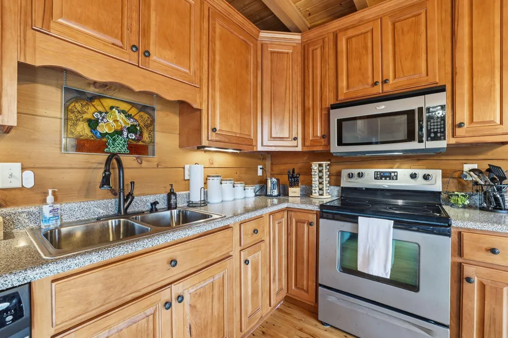 313 Lowry Lane Chickamauga, GA 30707