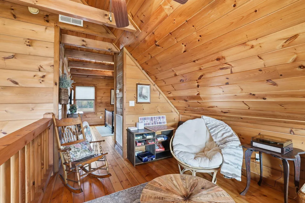 313 Lowry Lane Chickamauga, GA 30707