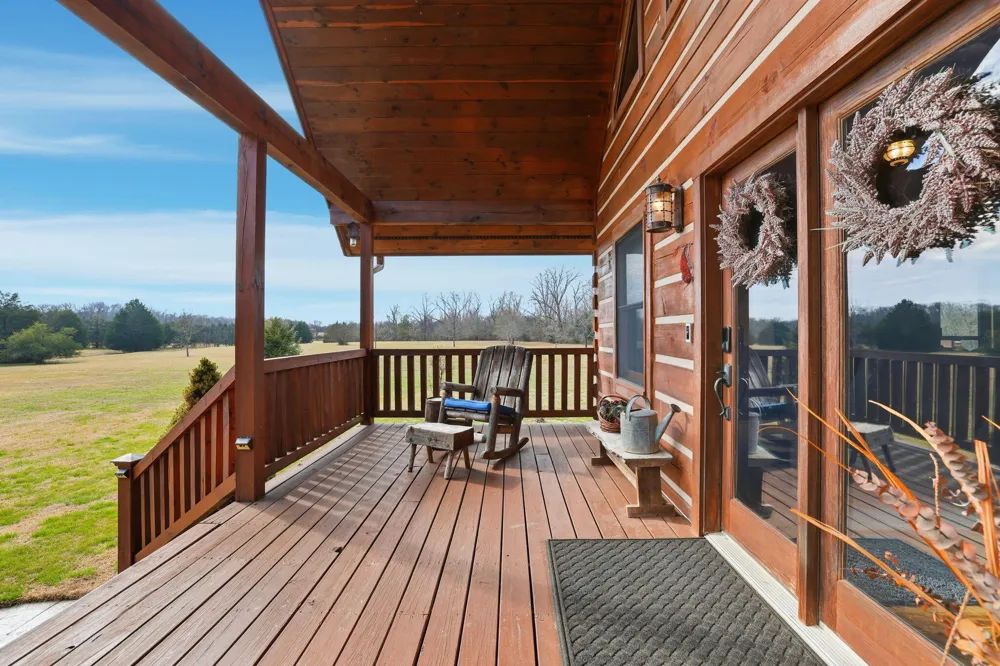 313 Lowry Lane Chickamauga, GA 30707