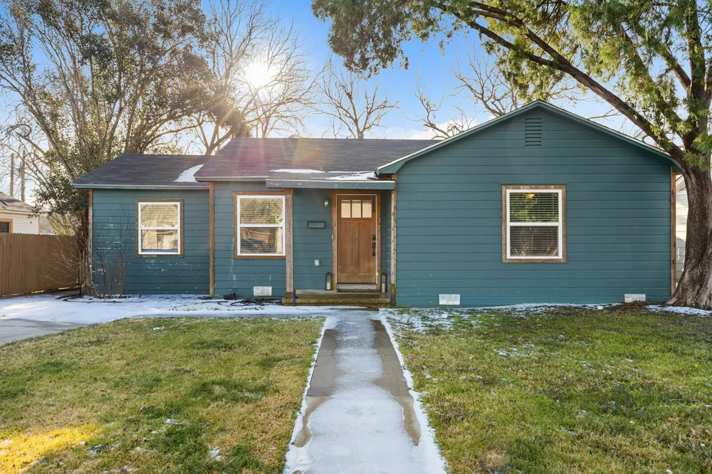 3700 Charlton Avenue