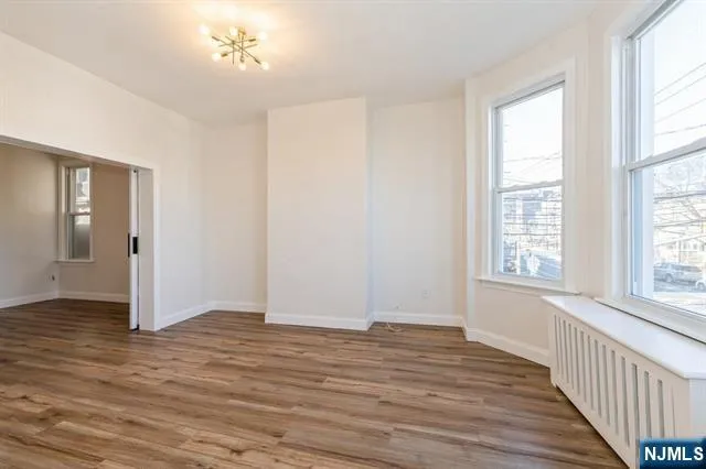 1902 Palisade Avenue