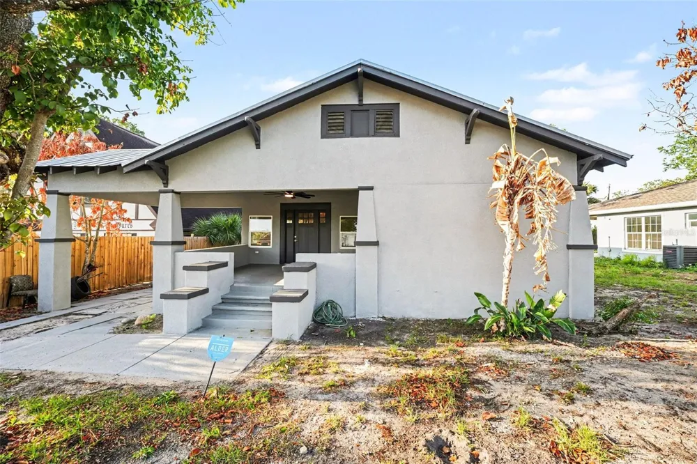 129 W PARK AVENUE Lake Wales, FL 33853