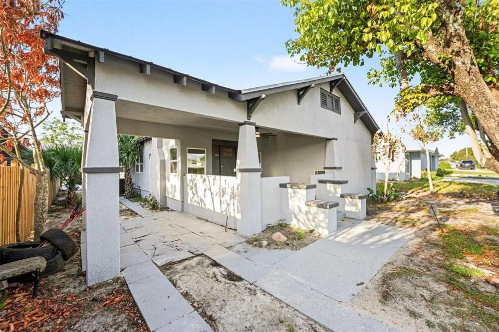 129 W PARK AVENUE Lake Wales, FL 33853