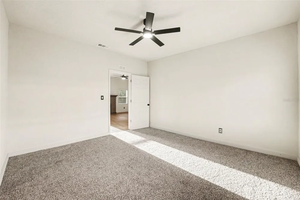 129 W PARK AVENUE Lake Wales, FL 33853