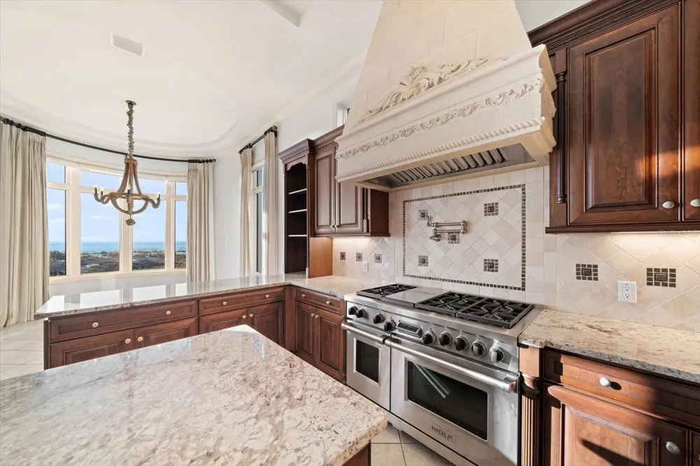 1040 ELDORADO AVENUE Clearwater Beach, FL 33767