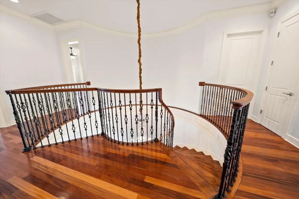 1040 ELDORADO AVENUE Clearwater Beach, FL 33767