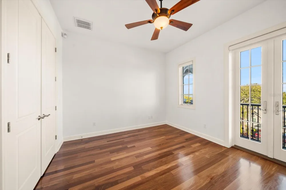 1040 ELDORADO AVENUE Clearwater Beach, FL 33767