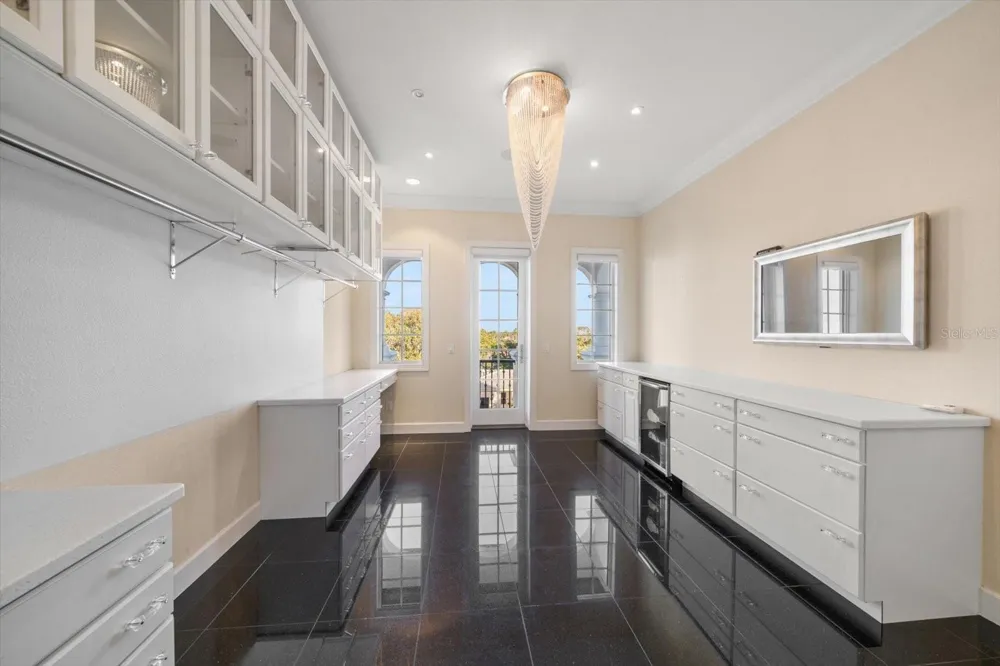 1040 ELDORADO AVENUE Clearwater Beach, FL 33767