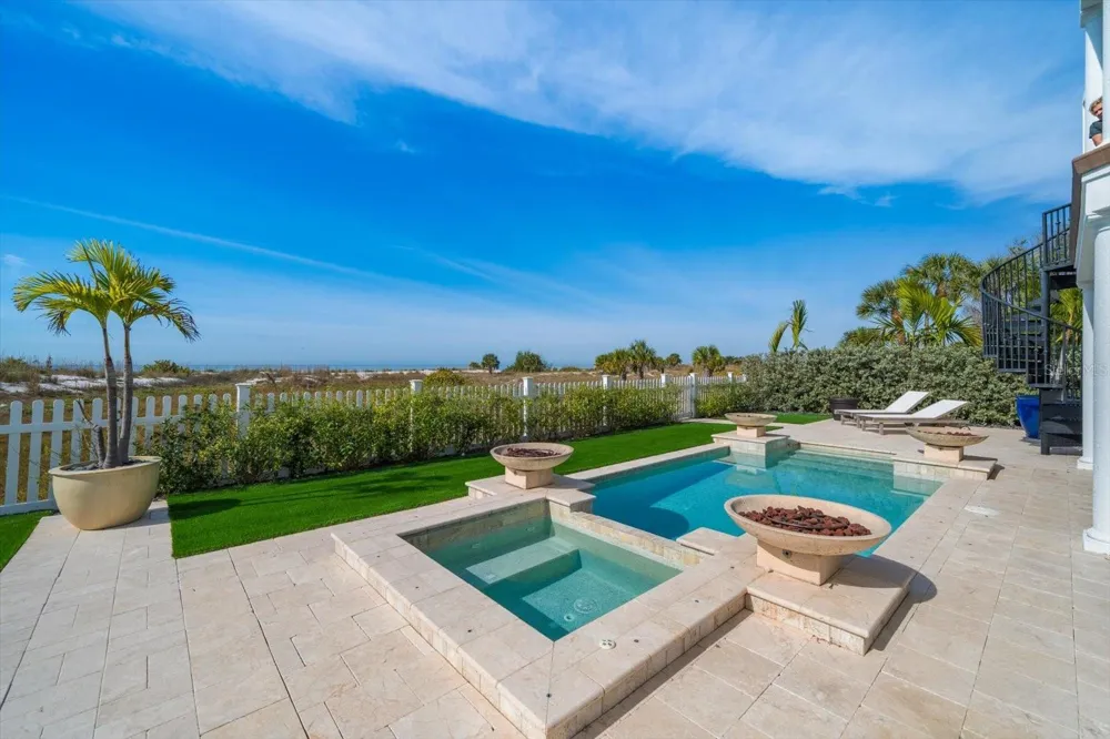 1040 ELDORADO AVENUE Clearwater Beach, FL 33767