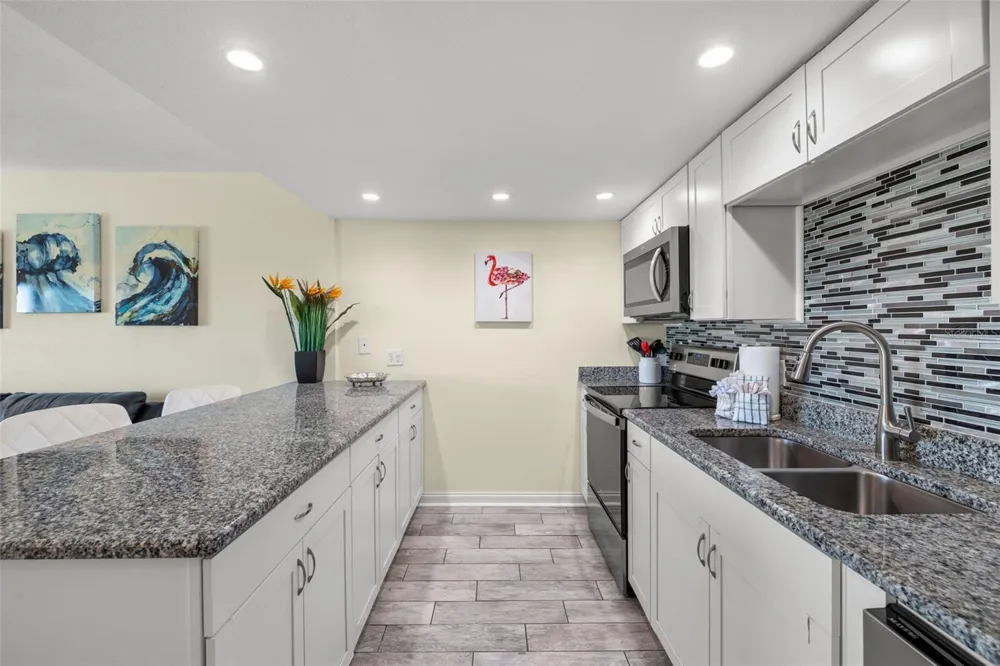 18610 GULF BOULEVARD #709 Indian Shores, FL 33785