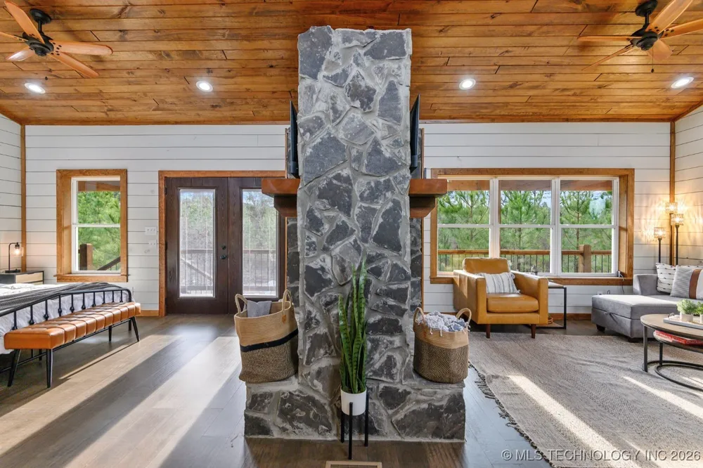 106 Red Holly Trail Broken Bow, OK 74728