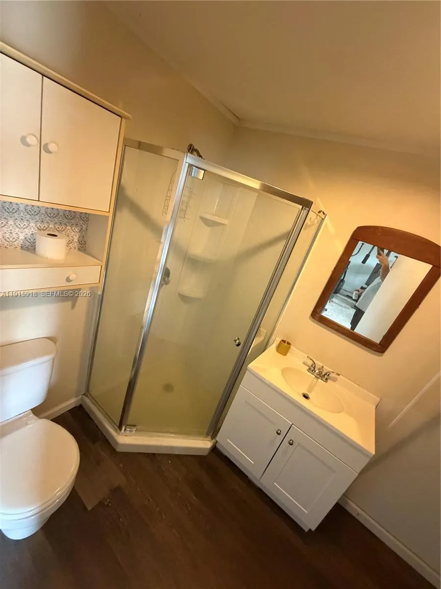 3900 W 17th st Panama City, FL 32401