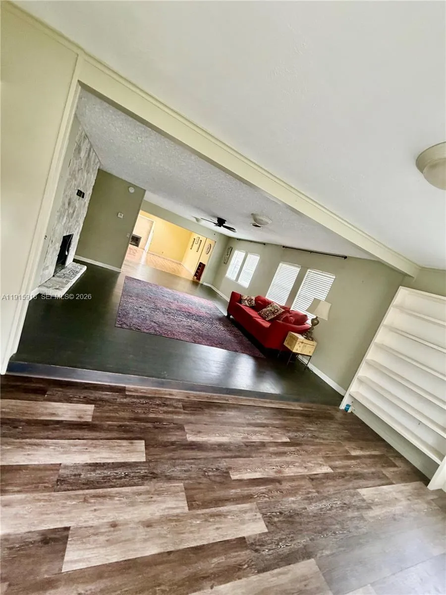 3900 W 17th st Panama City, FL 32401