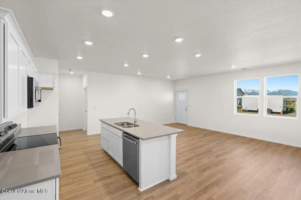 5276 E Antares Lane Post Falls, ID 83854