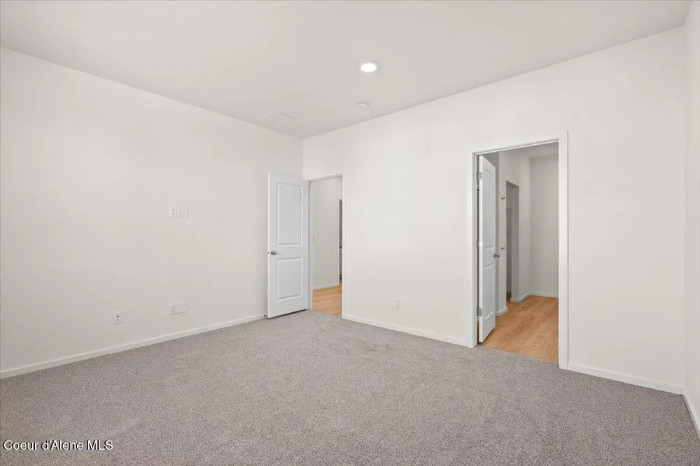 5276 E Antares Lane Post Falls, ID 83854