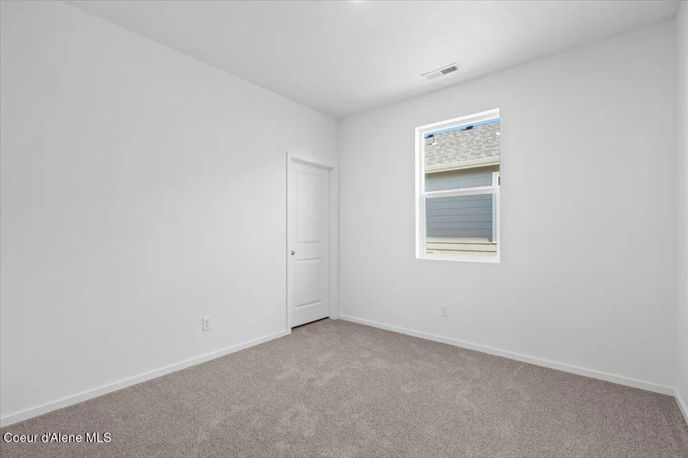 5276 E Antares Lane Post Falls, ID 83854