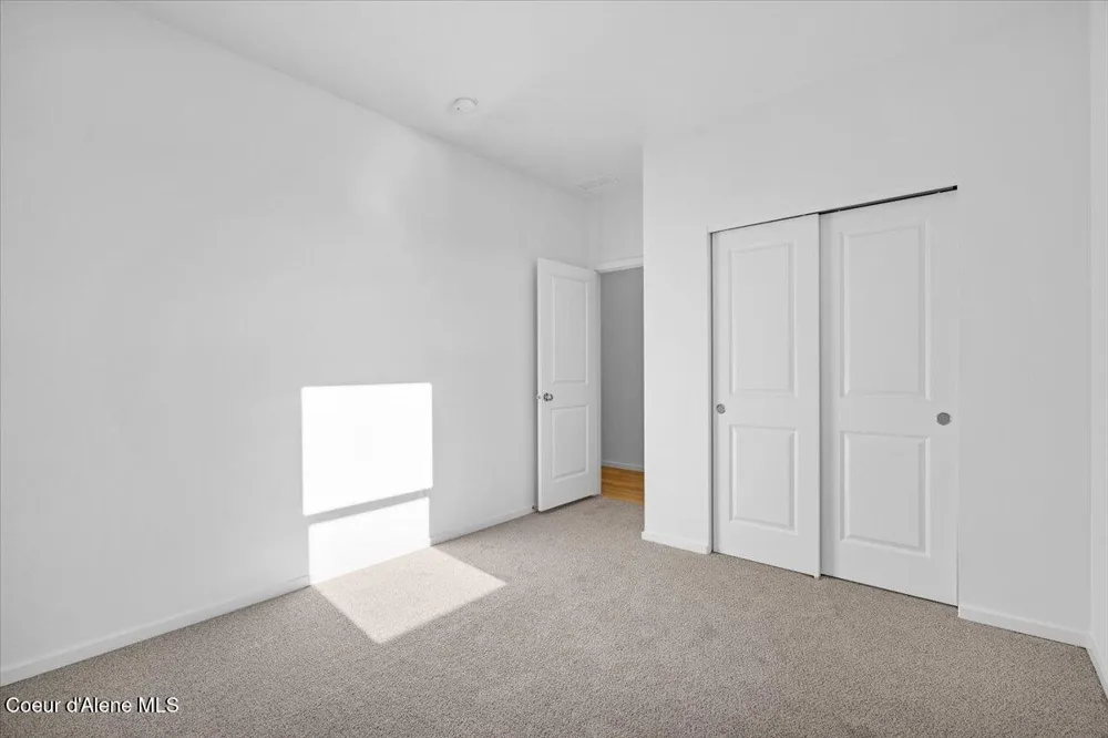 5276 E Antares Lane Post Falls, ID 83854