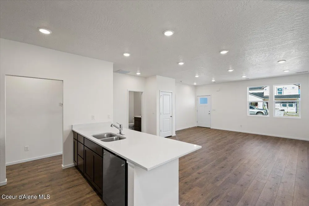 5280 E Aquila Avenue Post Falls, ID 83854