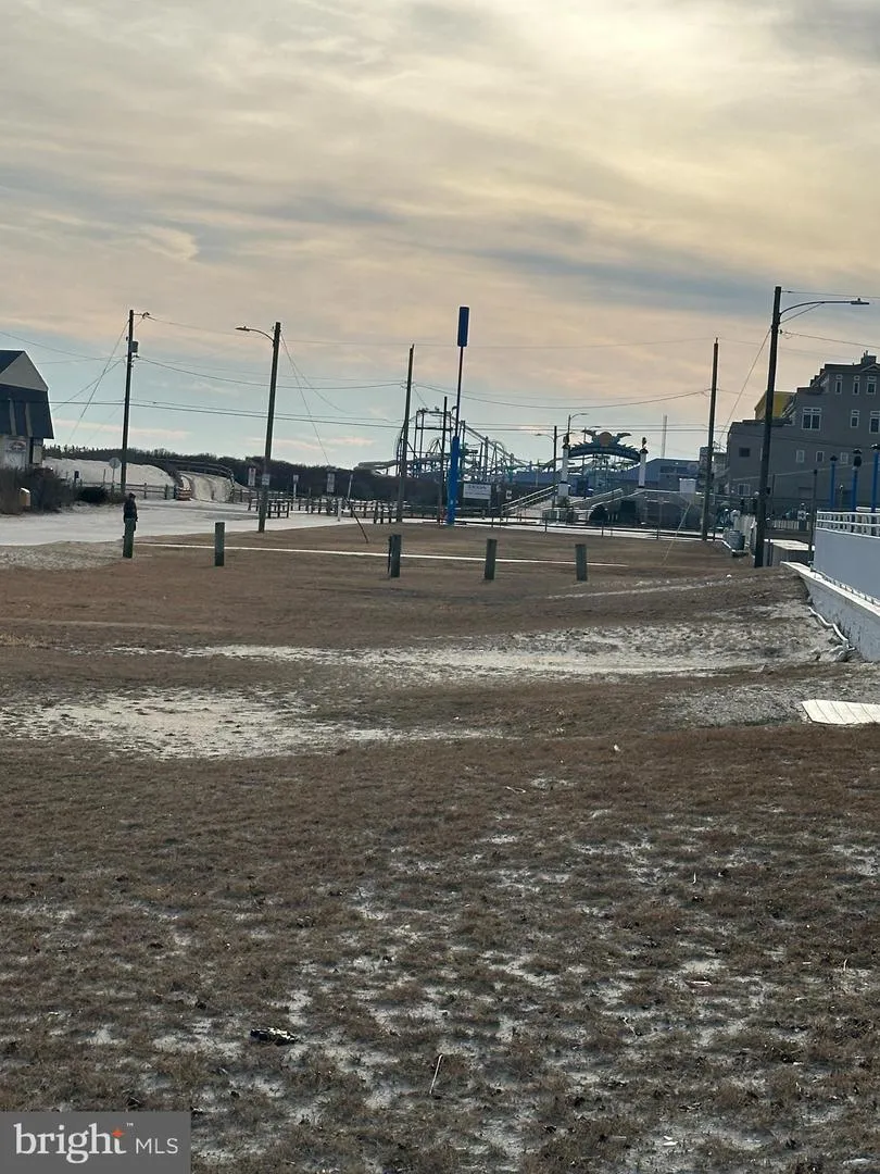 500 E 13TH AVENUE #203 Wildwood, NJ 08260