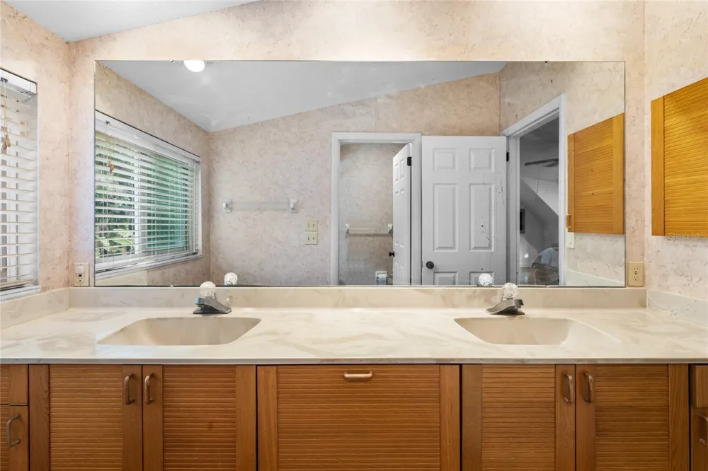 120 BEACH STREET Ponce Inlet, FL 32127