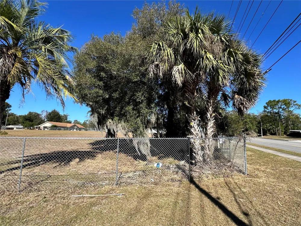 750 WEKIWA SPRINGS ROAD Apopka, FL 32712