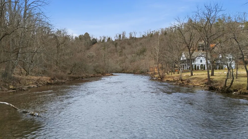 River Club Dr Cullowhee, NC 28723