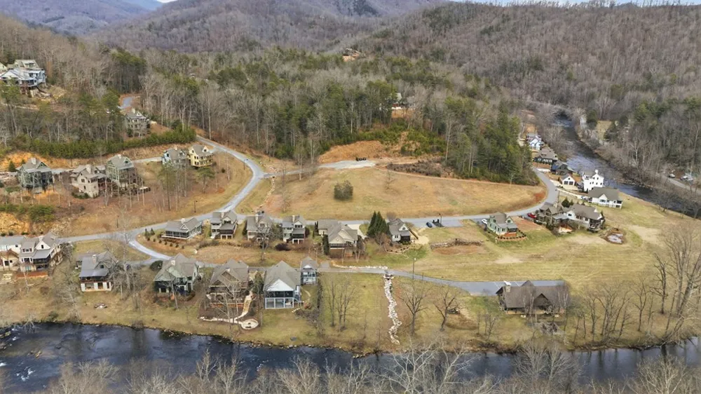 River Club Dr Cullowhee, NC 28723