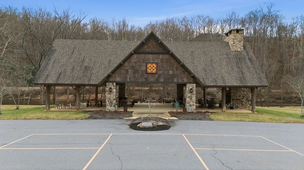 River Club Dr Cullowhee, NC 28723