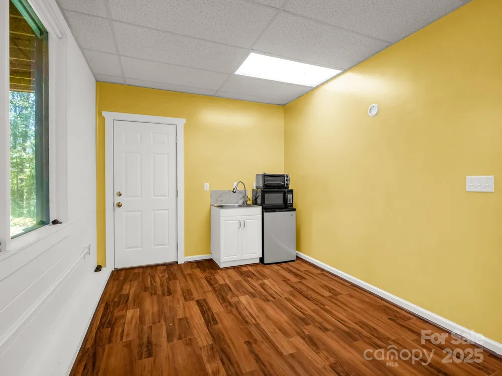 288 Long Ridge Road Old Fort, NC 28762