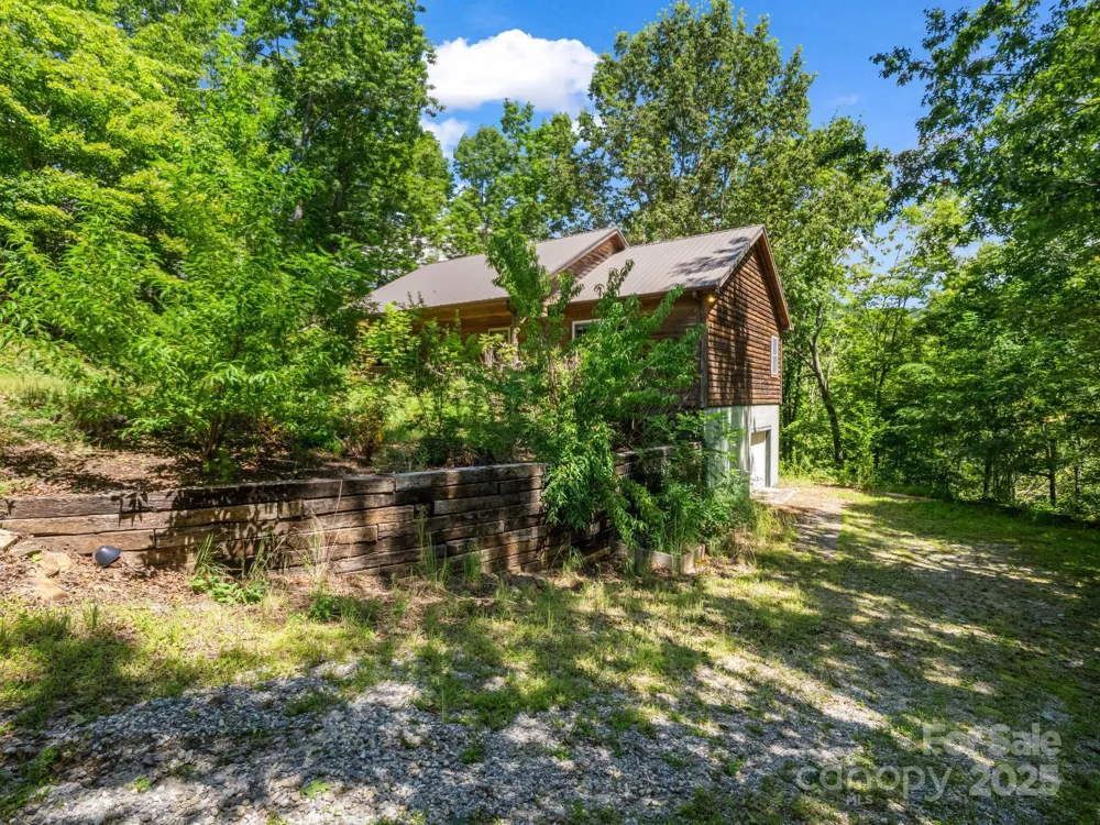 288 Long Ridge Road Old Fort, NC 28762