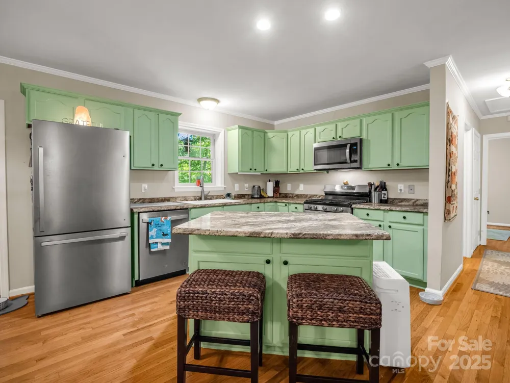288 Long Ridge Road Old Fort, NC 28762