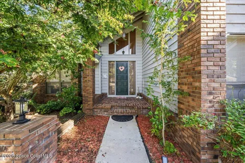 594 Hummingbird Drive