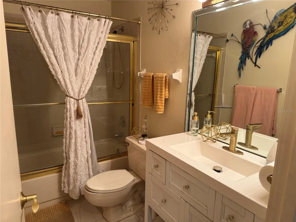 2111 VISTA DEL SOL CIRCLE #403 Lutz, FL 33558