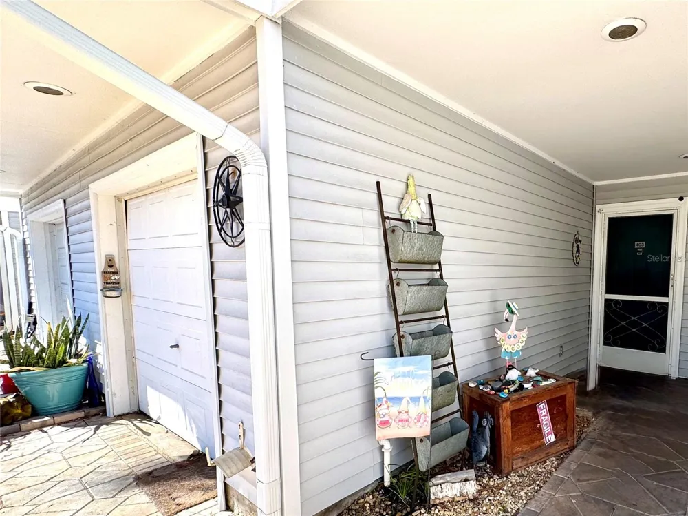 2111 VISTA DEL SOL CIRCLE #403 Lutz, FL 33558