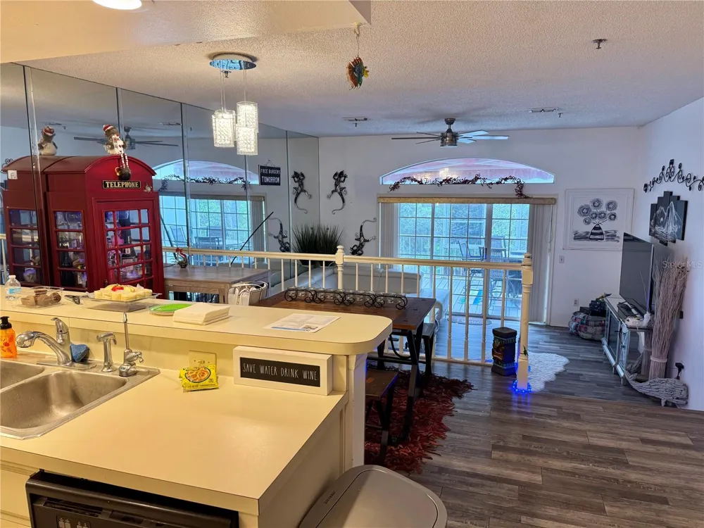2111 VISTA DEL SOL CIRCLE #403 Lutz, FL 33558