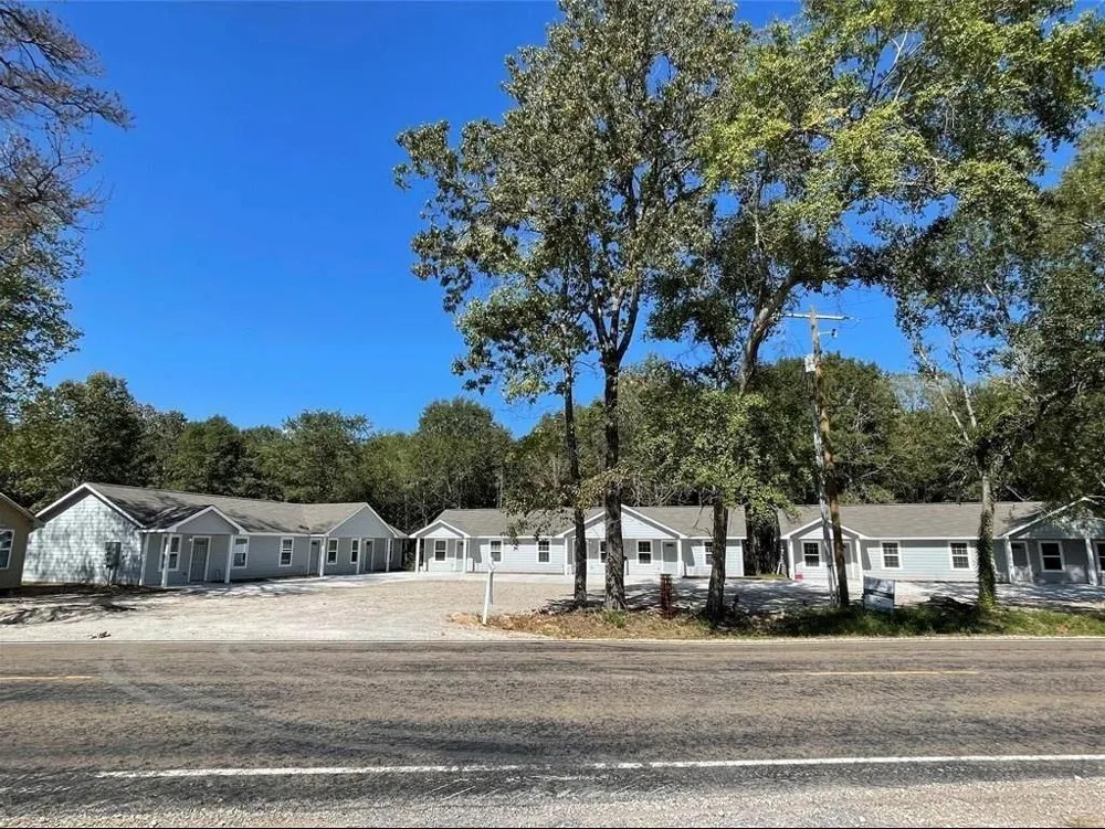 635 Mlk Drive Ames, TX 77575