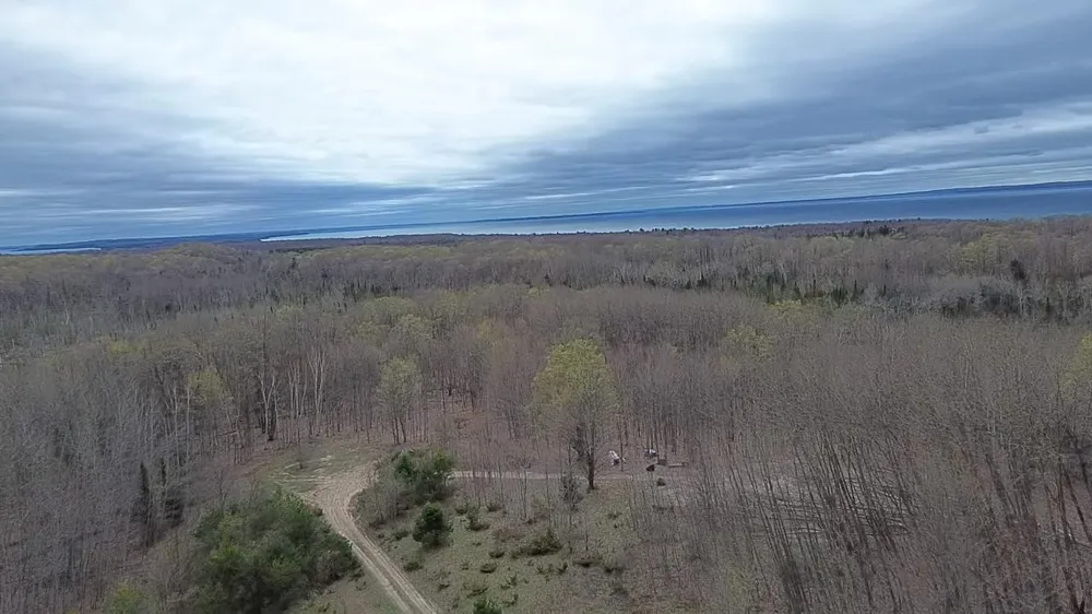 Kilkenny Lane Banks Township, MI 49729