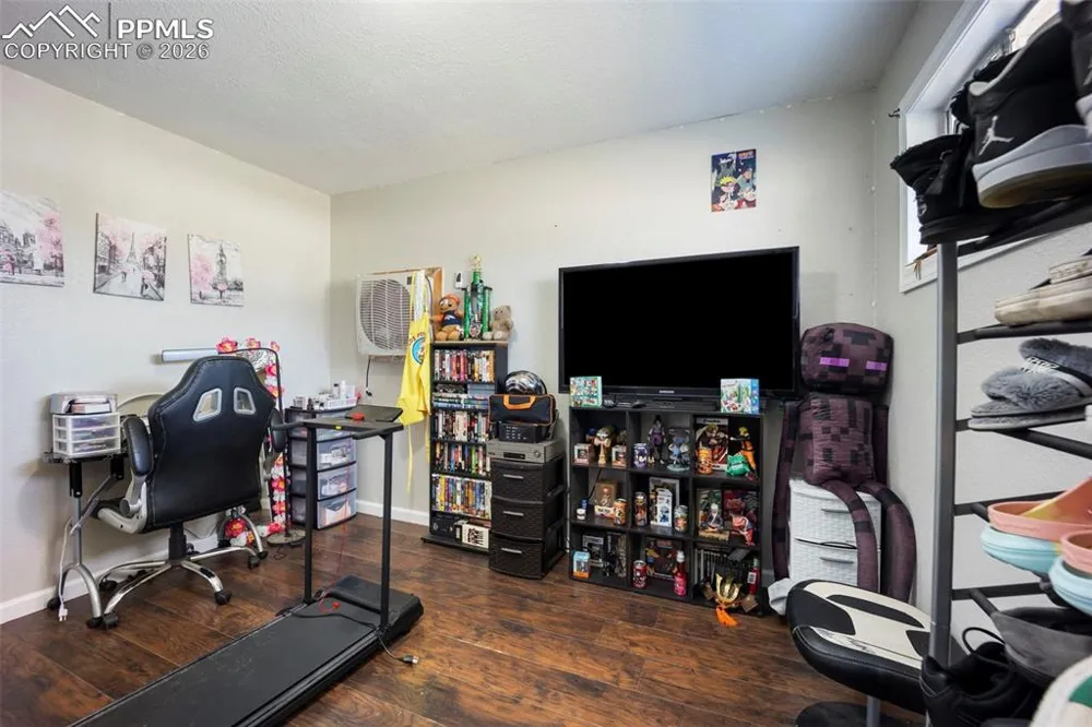 60 Loch Lomond Lane Pueblo, CO 81001