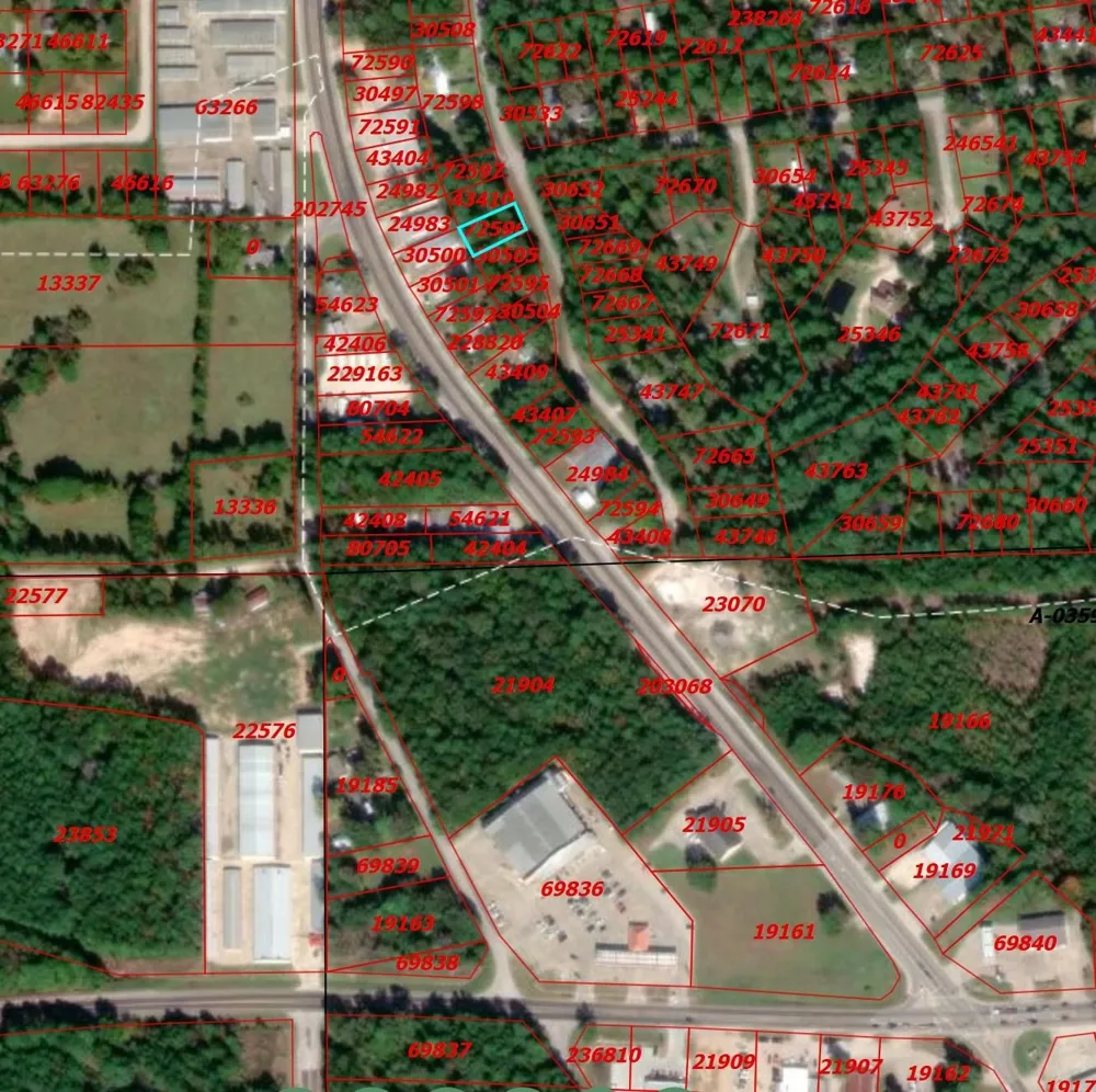 698 Huckleberry Road Onalaska, TX 77360