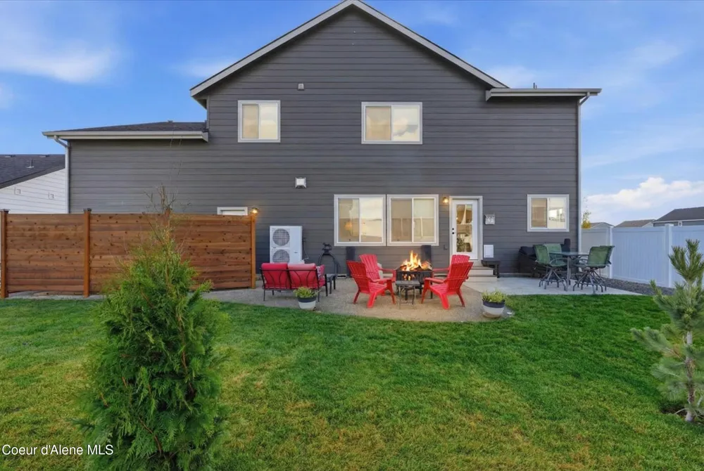 2651 E Cinder Avenue Post Falls, ID 83854