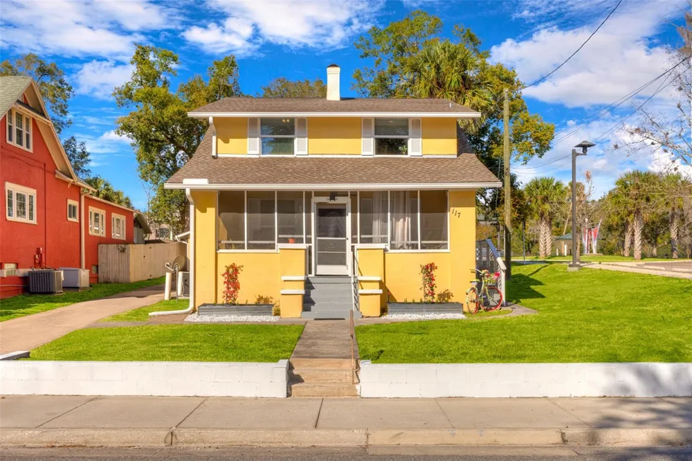 117 E EUCLID AVENUE Deland, FL 32724