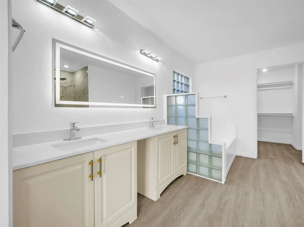 5310 Vista Verde Drive