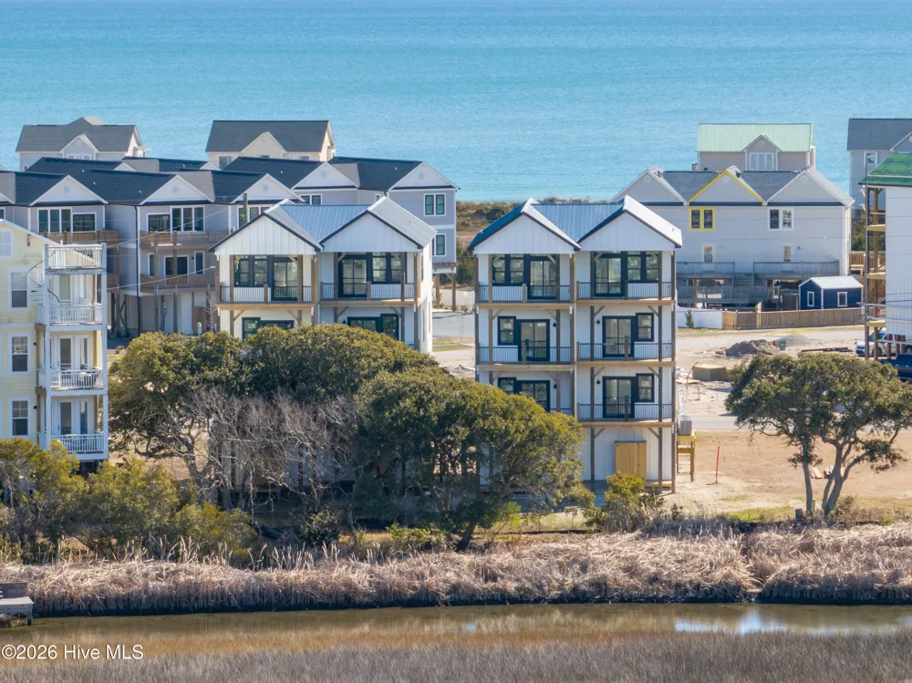 717 New River Drive #B Surf City, NC 28445